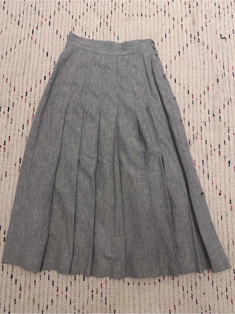 Vintage Liz Claiborne Gray Pleated Midi Skirt with Side Button Detail